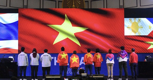 Việt Nam Tỏa Sáng Tại SEA Games 33: Hoài Phương Đem Về Hai Huy Chương Vàng