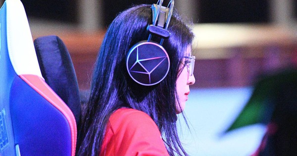 Nữ game thủ Audition xinh đẹp gây sốt tại SEA Games 33 với góc nghiêng hoàn hảo và thành tích ấn tượng