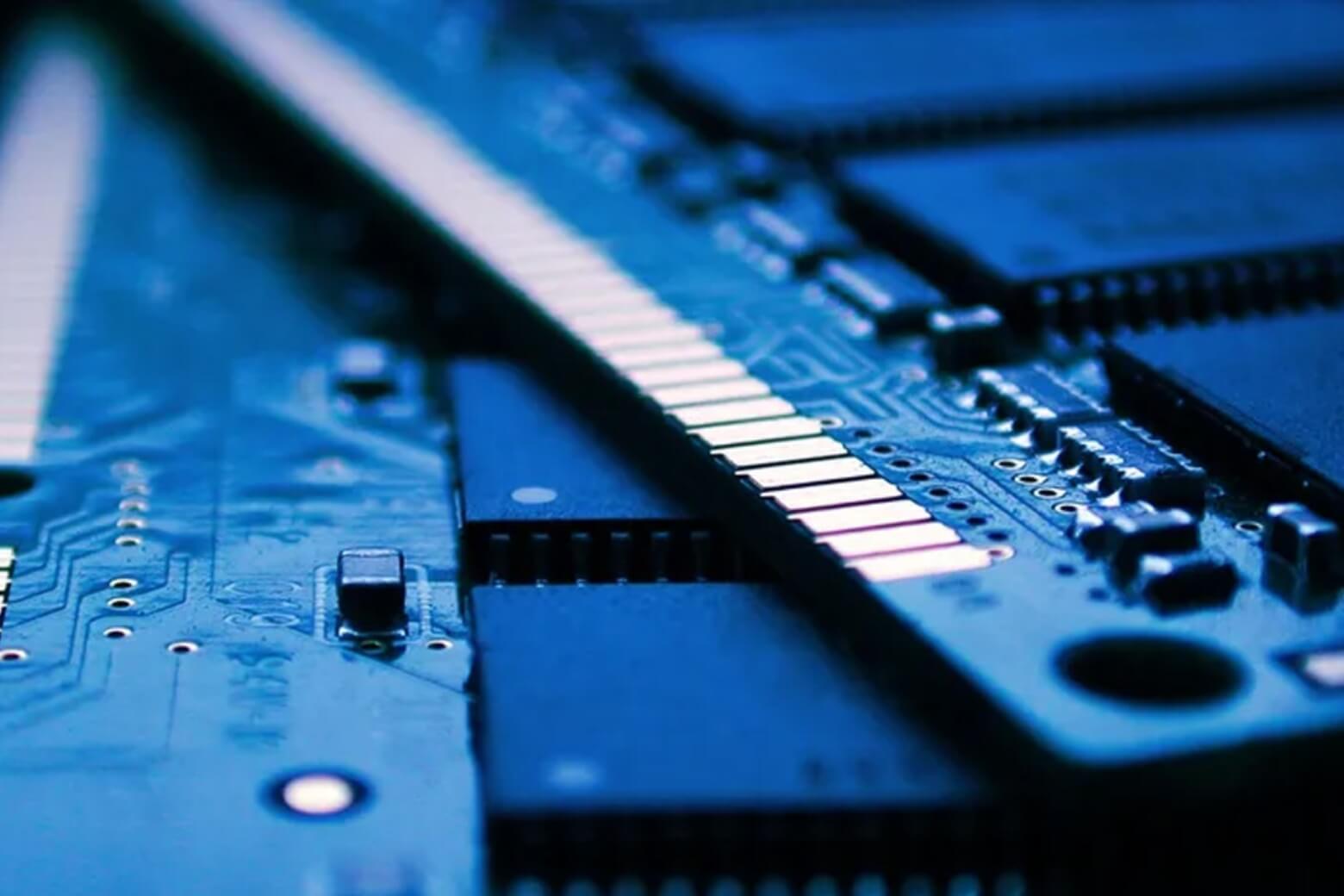 bộ nhớ trong là gì phân biệt RAM ROM