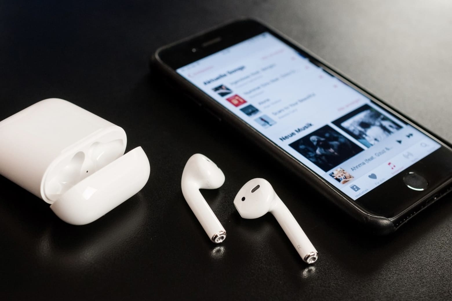 Hướng Dẫn Đổi Tên Tai Nghe AirPods Trên Các Thiết Bị Tại sao không đổi được tên AirPods và cách khắc phục
