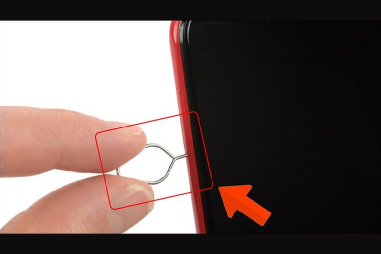 hướng dẫn lắp thẻ SIM cho Galaxy S23 bước 1