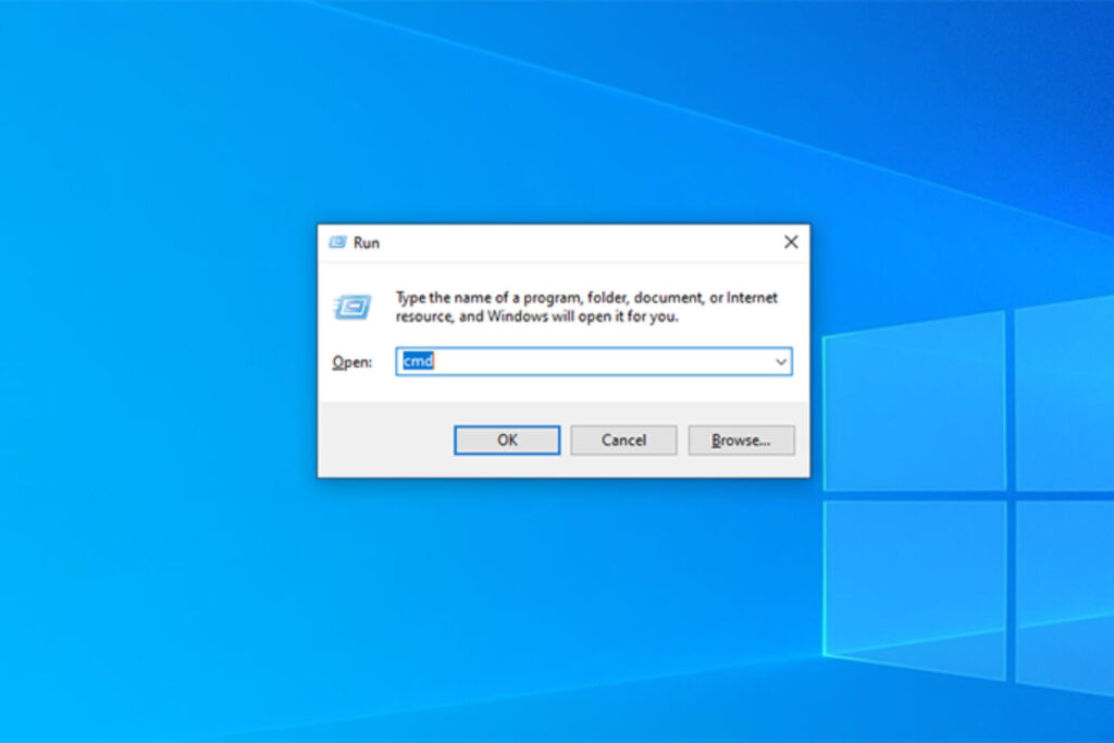 Nhấn Windows + R, gõ cmd và Enter là cách nhanh nhất để mở Command Prompt