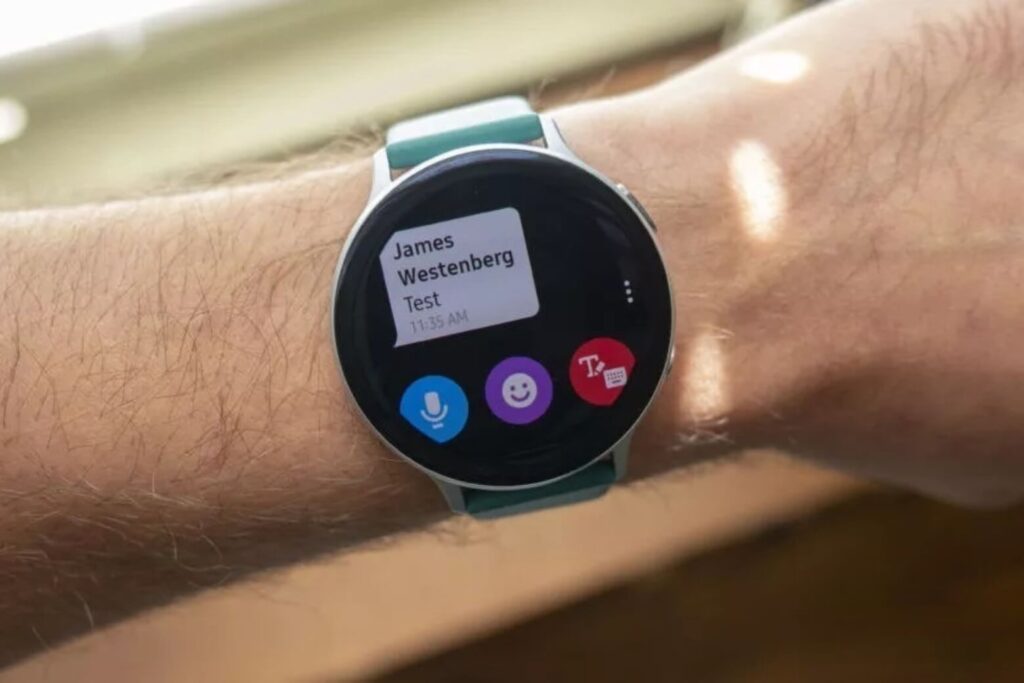 Plugin như Galaxy Watch Plugin là driver cần thiết để kết nối đúng thiết bị
