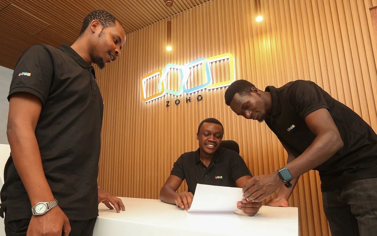 Sự Chuyển Mình Đáng Kinh Ngạc: 100 Triệu Người Dùng Rời Bỏ Nền Tảng Làm Việc Của Google Để Tiết Kiệm Chi Phí