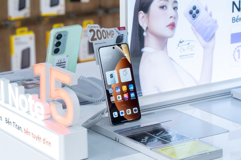 mua thiết bị mới chính hãng