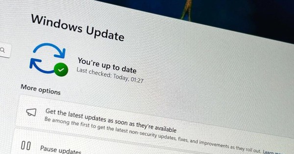 Microsoft âm thầm chia tách kênh thử nghiệm: Lõi Strontium xuất hiện, Windows 12 đang đến gần?